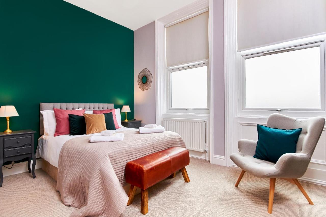 Lovely Abode In Newcastle - Sleeps 4 - Ground Floor Esterno foto
