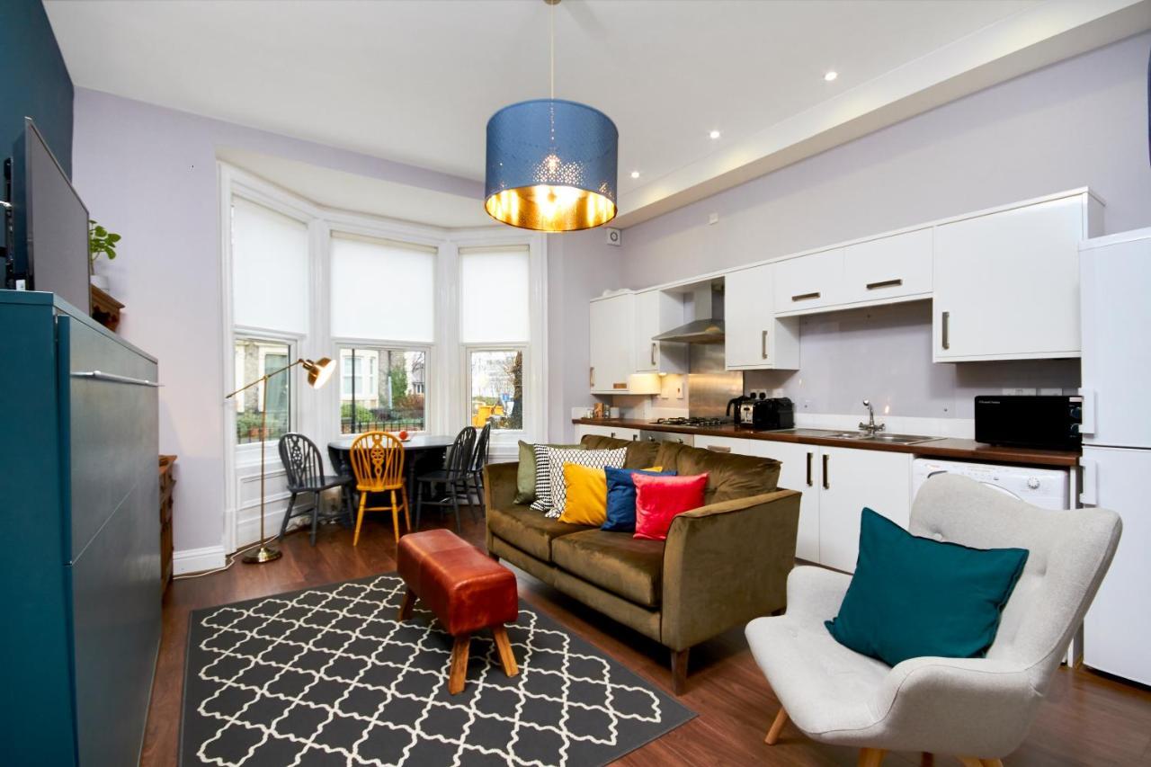 Lovely Abode In Newcastle - Sleeps 4 - Ground Floor Esterno foto